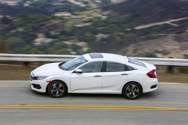 Honda-Civic Touring 2016